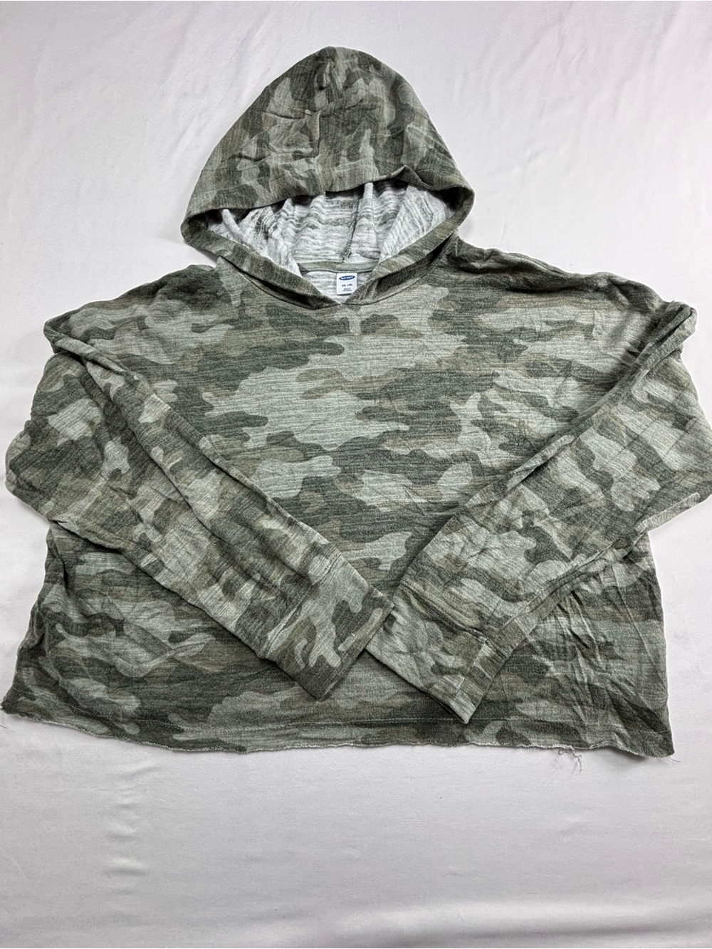Old Navy Men's Olive Green Camouflage Crewneck Hoodie W650